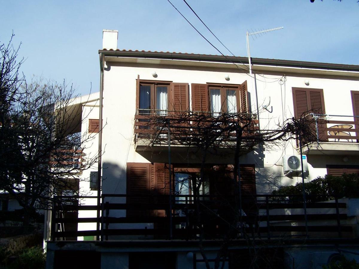 Apartments Sestan Novalja Exterior photo